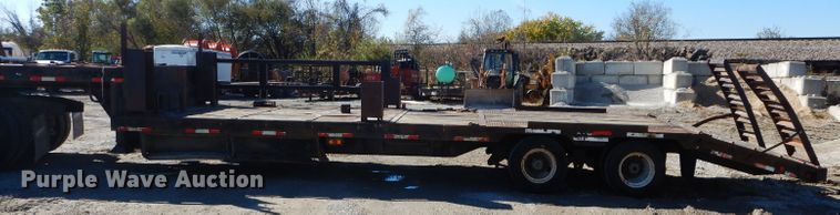 image for item DI8343 2000 Neville Built drop deck equipment trailer