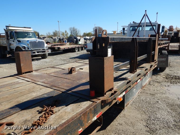 image for item DI8343 2000 Neville Built drop deck equipment trailer