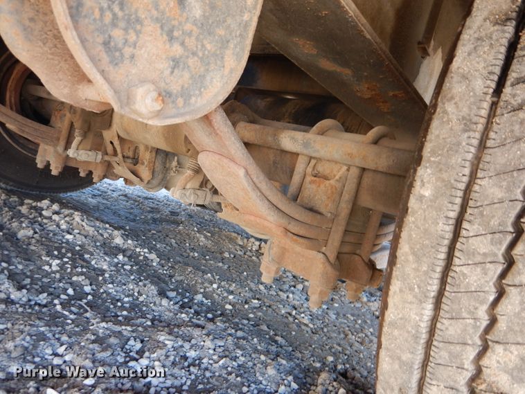 image for item DI8343 2000 Neville Built drop deck equipment trailer