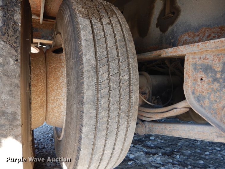 image for item DI8343 2000 Neville Built drop deck equipment trailer