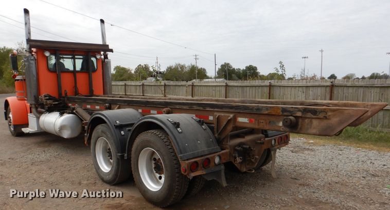 image for item DJ0253 2001 Peterbilt 379  roll off container truck