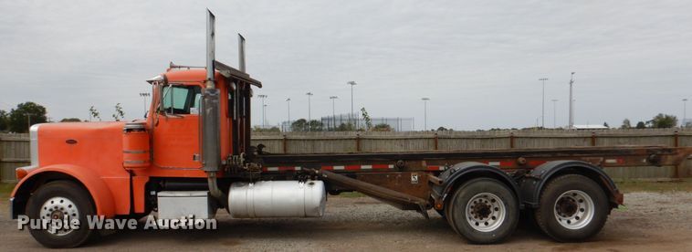 image for item DJ0253 2001 Peterbilt 379  roll off container truck