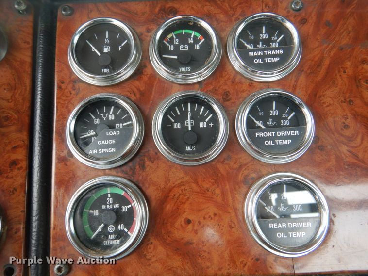 image for item DJ0253 2001 Peterbilt 379  roll off container truck