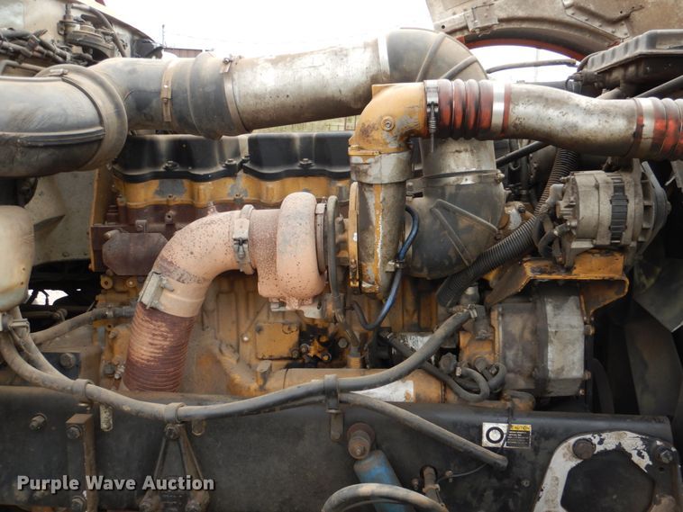 image for item DJ0253 2001 Peterbilt 379  roll off container truck