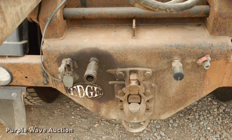 image for item DJ0253 2001 Peterbilt 379  roll off container truck