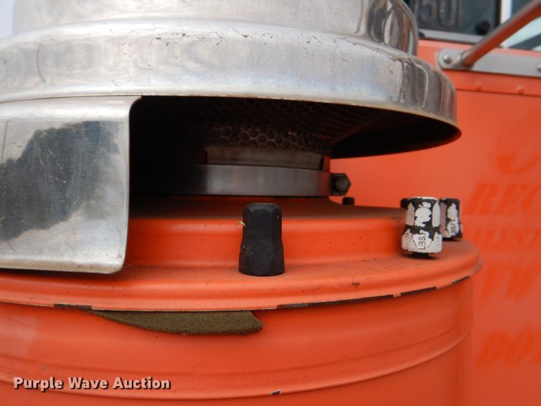 image for item DJ0253 2001 Peterbilt 379  roll off container truck