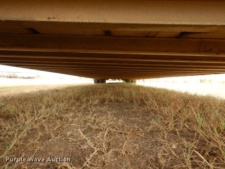 image for item DJ0752 2003 Merritt Gold Line livestock trailer