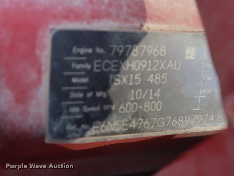 image for item DJ1752 2015 Peterbilt 389  semi truck