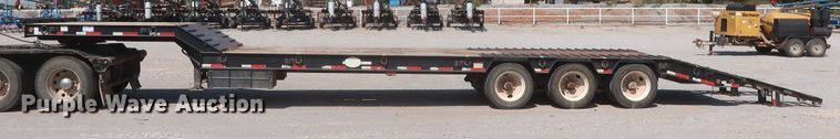 image for item DJ1753 2014 Viking VFD46R16F40T drop deck equipment trailer