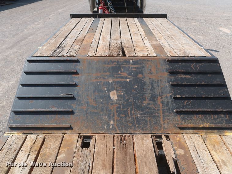 image for item DJ1753 2014 Viking VFD46R16F40T drop deck equipment trailer