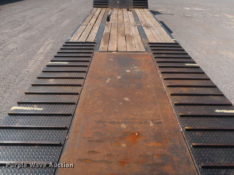 image for item DJ1753 2014 Viking VFD46R16F40T drop deck equipment trailer