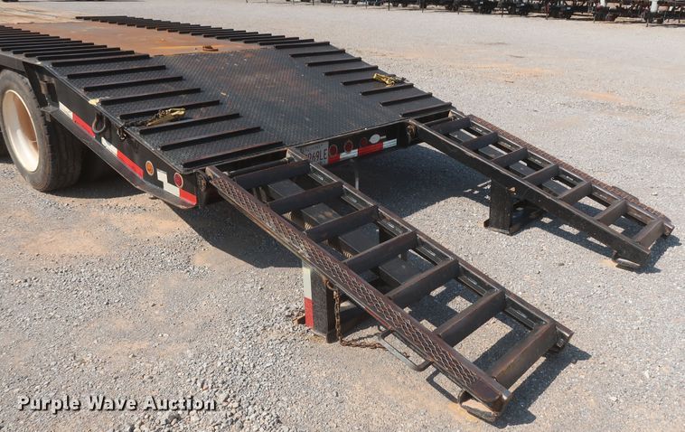 image for item DJ1753 2014 Viking VFD46R16F40T drop deck equipment trailer