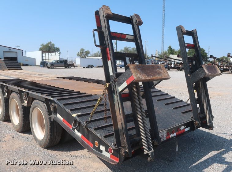 image for item DJ1753 2014 Viking VFD46R16F40T drop deck equipment trailer