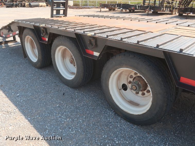 image for item DJ1753 2014 Viking VFD46R16F40T drop deck equipment trailer