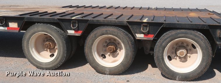 image for item DJ1753 2014 Viking VFD46R16F40T drop deck equipment trailer