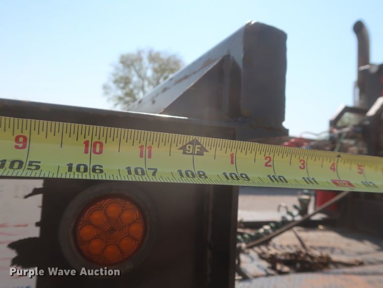 image for item DJ1753 2014 Viking VFD46R16F40T drop deck equipment trailer