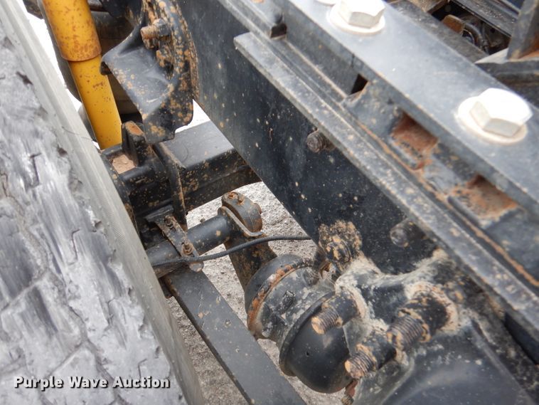 image for item DY9548 2007 Freightliner Century Class  semi truck