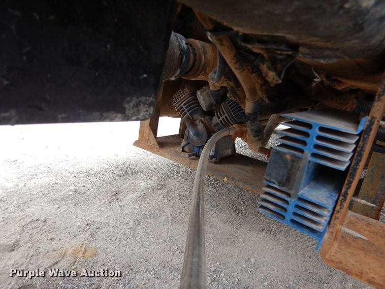 image for item DY9548 2007 Freightliner Century Class  semi truck