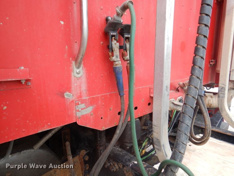 image for item DY9548 2007 Freightliner Century Class  semi truck