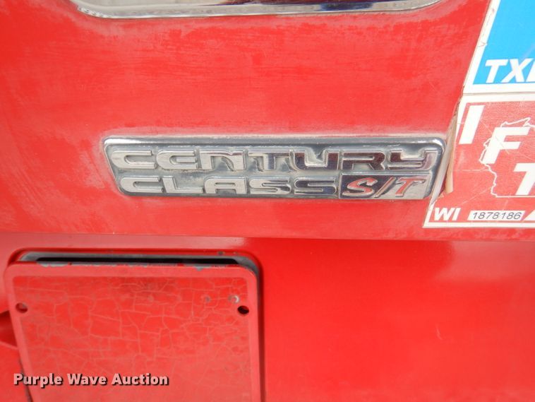 image for item DY9548 2007 Freightliner Century Class  semi truck