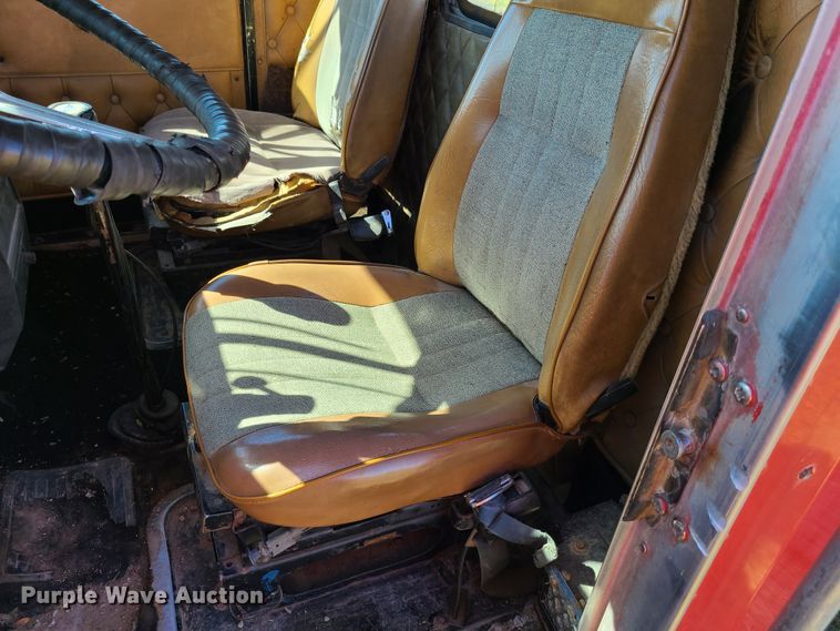 image for item EL9510 1986 Kenworth W900  semi truck