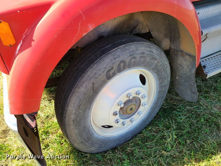 image for item EL9510 1986 Kenworth W900  semi truck