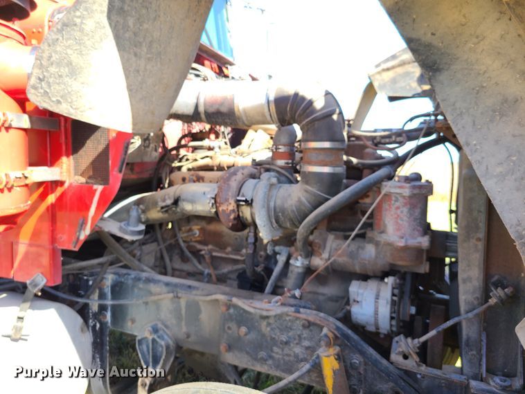 image for item EL9510 1986 Kenworth W900  semi truck