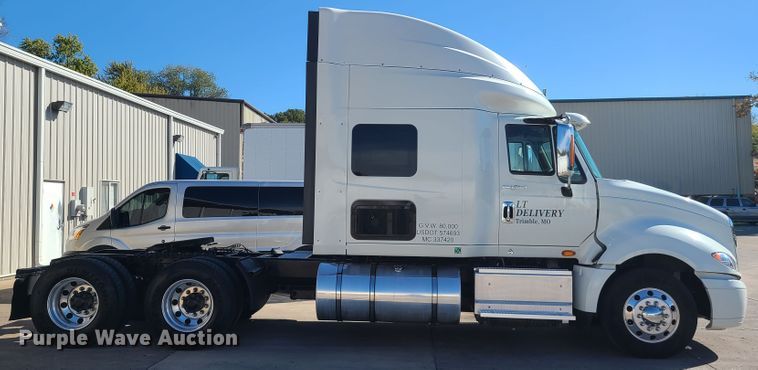 image for item EL9522 2014 International ProStar  semi truck