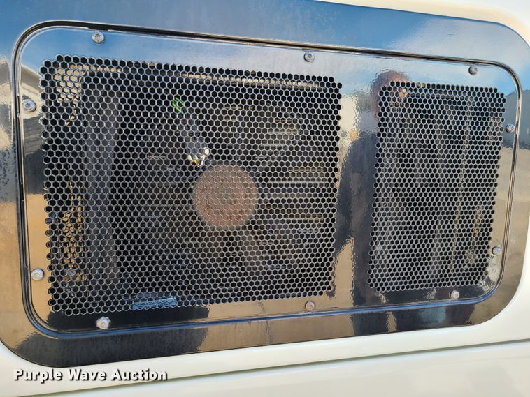 image for item EL9522 2014 International ProStar  semi truck