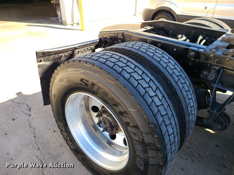 image for item EL9522 2014 International ProStar  semi truck