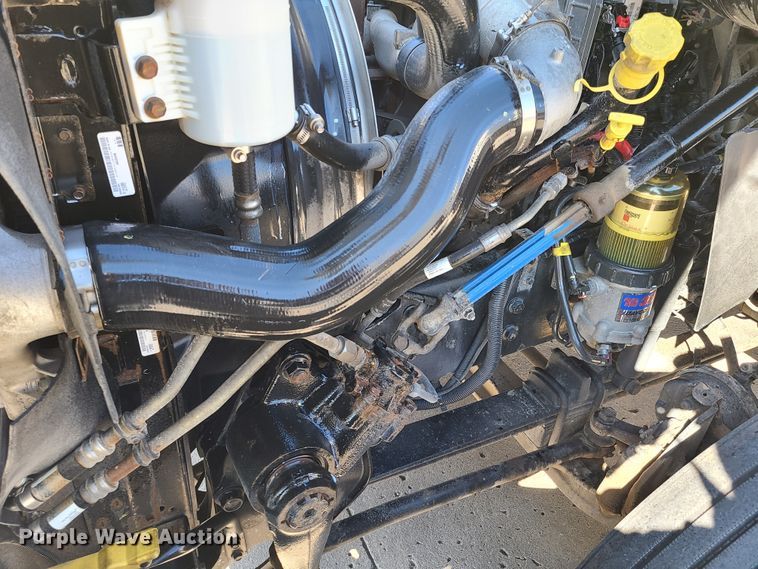 image for item EL9522 2014 International ProStar  semi truck