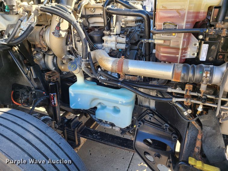 image for item EL9522 2014 International ProStar  semi truck