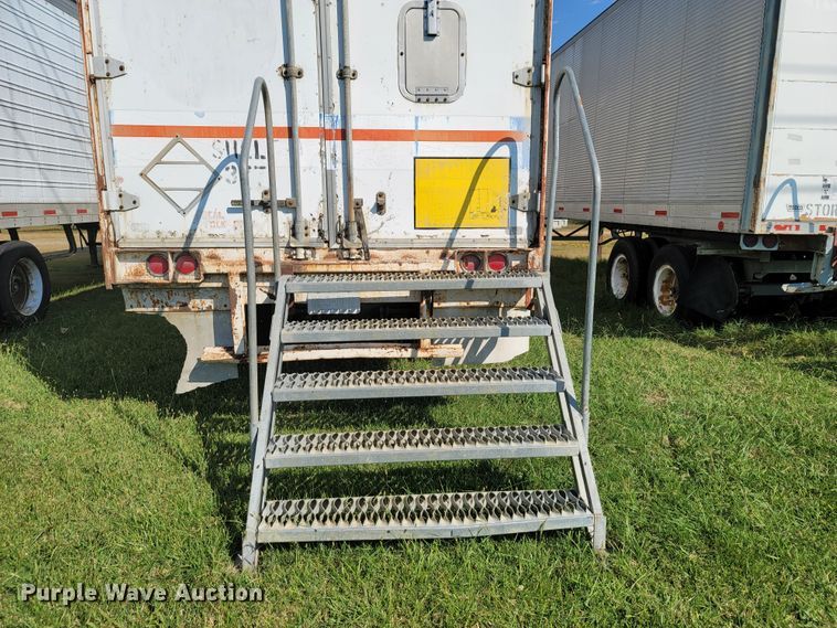 image for item ET9013 1983 Great Dane 731TL dry van trailer