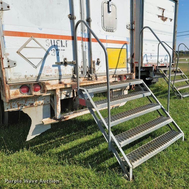 image for item ET9013 1983 Great Dane 731TL dry van trailer