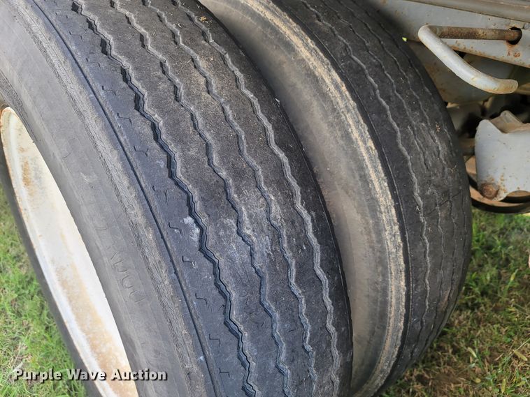 image for item ET9013 1983 Great Dane 731TL dry van trailer