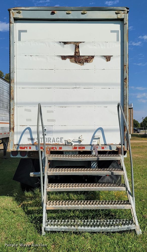 image for item ET9014 1971 Fruehauf FB9F240 dry van trailer