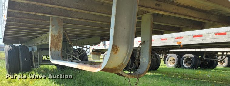 image for item ET9014 1971 Fruehauf FB9F240 dry van trailer