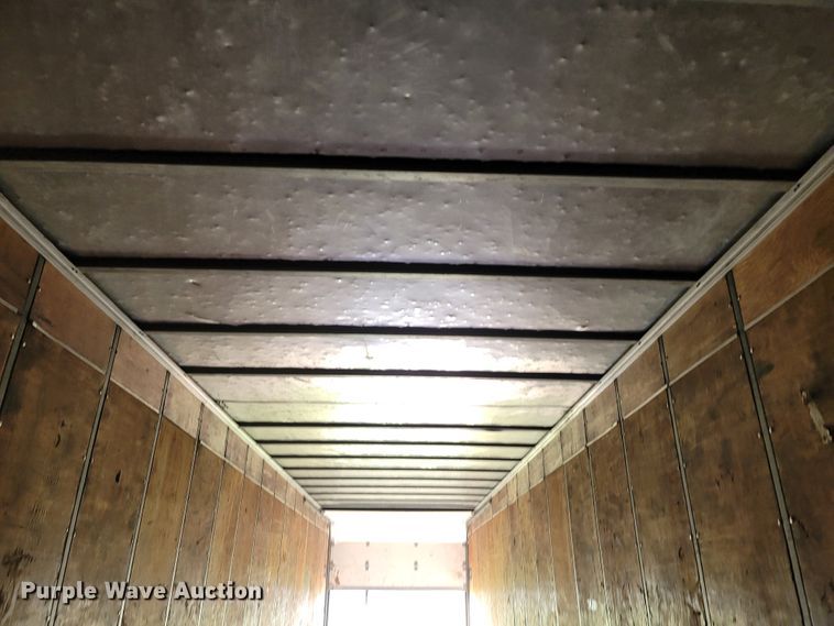 image for item ET9014 1971 Fruehauf FB9F240 dry van trailer