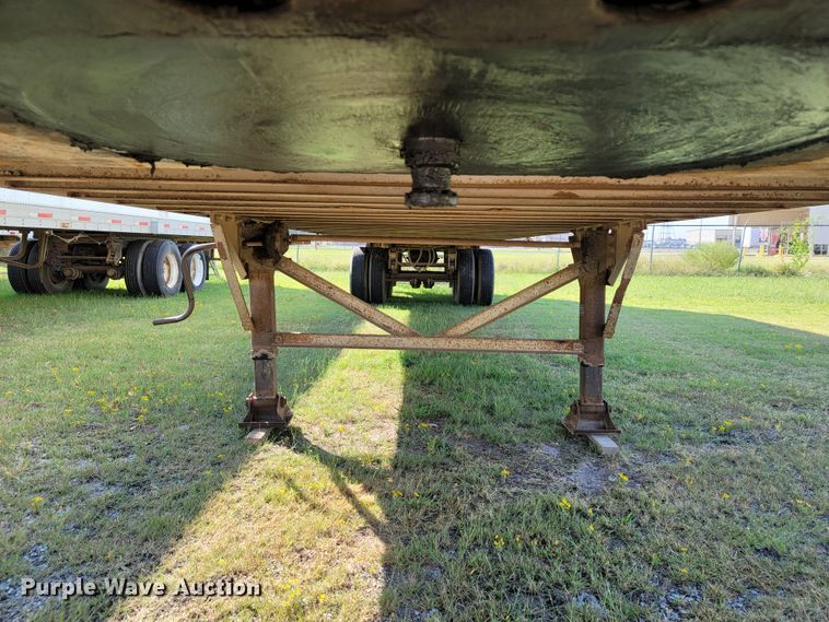 image for item ET9016 1972 Great Dane 730T44 dry van trailer