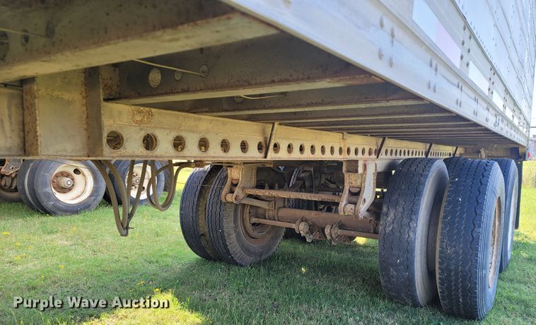 image for item ET9016 1972 Great Dane 730T44 dry van trailer
