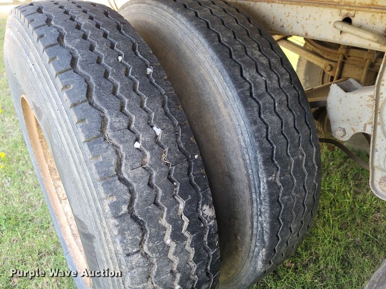 image for item ET9016 1972 Great Dane 730T44 dry van trailer