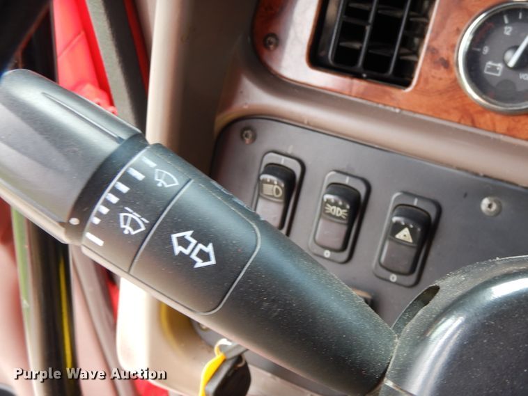 image for item FN9330 2009 Peterbilt 387  semi truck