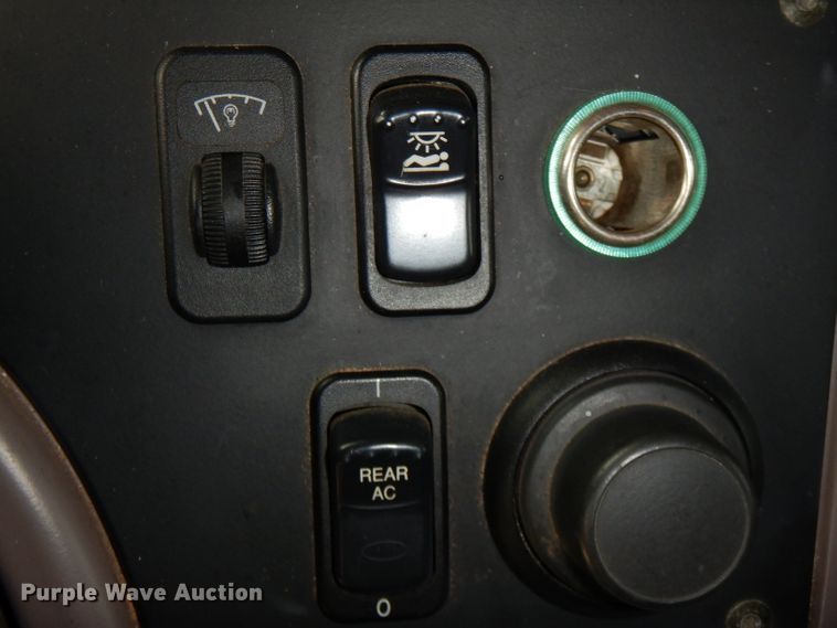 image for item FN9330 2009 Peterbilt 387  semi truck