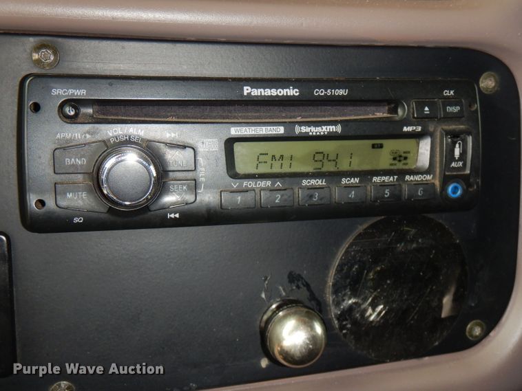 image for item FN9330 2009 Peterbilt 387  semi truck