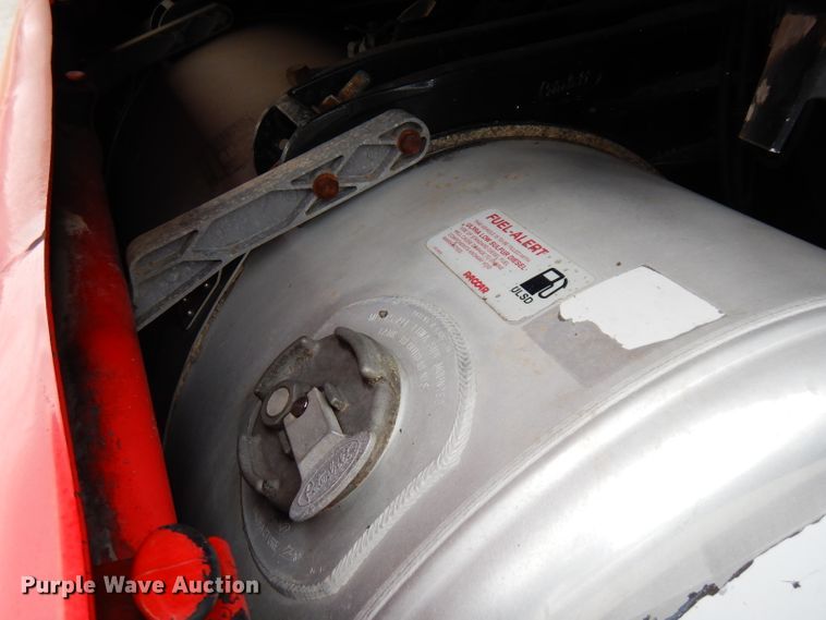 image for item FN9330 2009 Peterbilt 387  semi truck