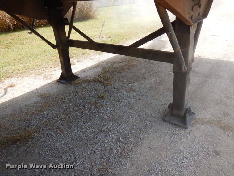 image for item FR9236 2007 Transmobile dry van trailer