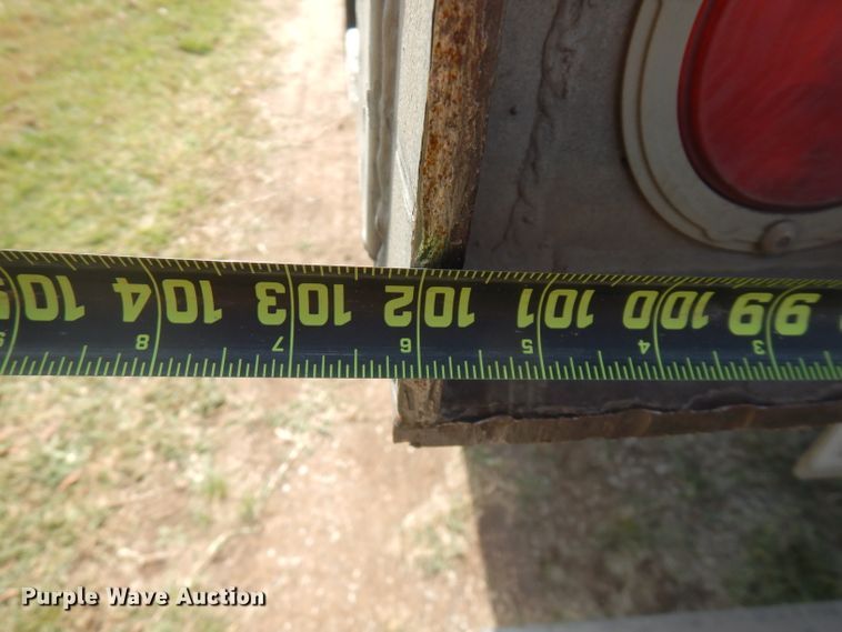 image for item FR9236 2007 Transmobile dry van trailer