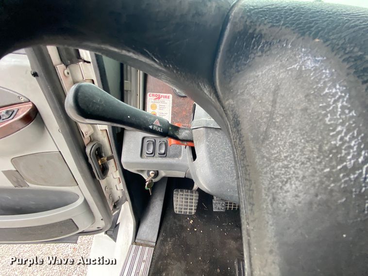 image for item HA9663 2012 Freightliner Columbia  glider kit semi truck