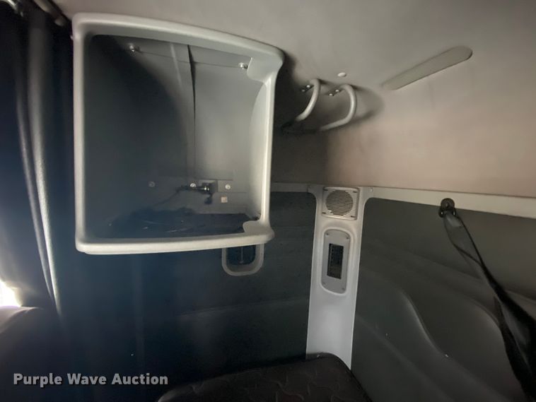 image for item HA9663 2012 Freightliner Columbia  glider kit semi truck