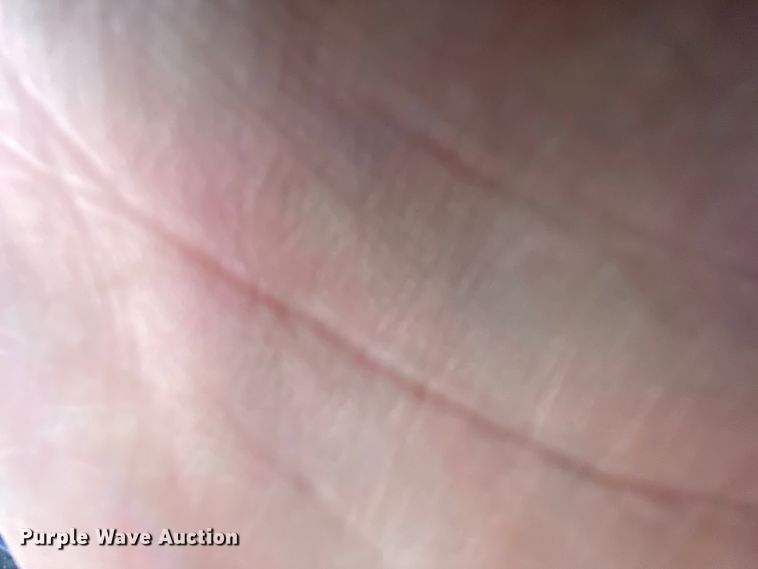 image for item HA9663 2012 Freightliner Columbia  glider kit semi truck